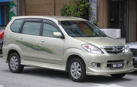 Slider_1280px-toyota_avanza__first_generation_2c_first_facelift___front__2c_serdang_5b1_5d